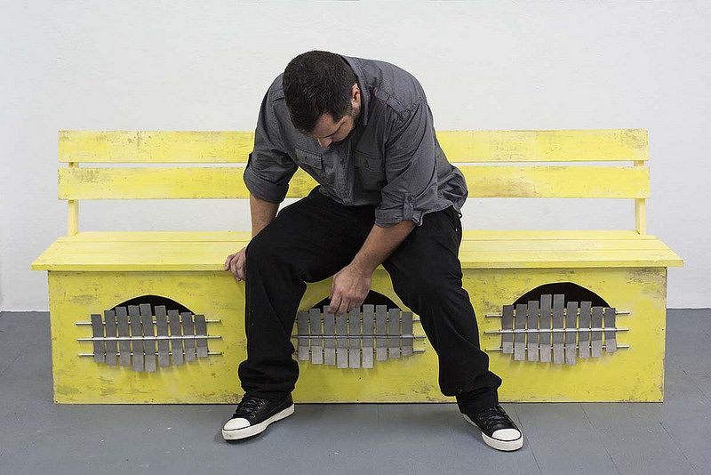 Banco marímbula (amarillo), 2014 | Jesús 'Bubu' Negrón